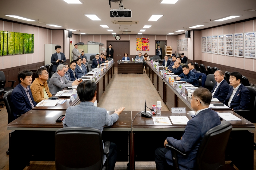 2025. 5. 21. 경기동부상공회의소-남양주시의회 조성대 의장 초청 간담회_25